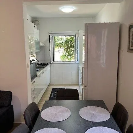 Ida Apartamento Brna